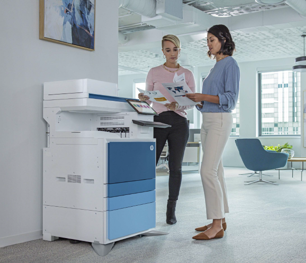 Impresora multifunción HP Color LaserJet Managed Serie E786